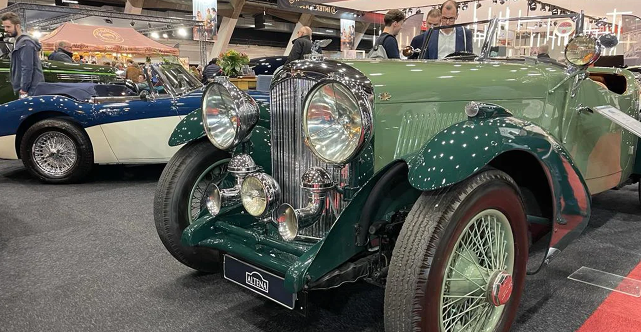 Véhicule InterClassics Brussels